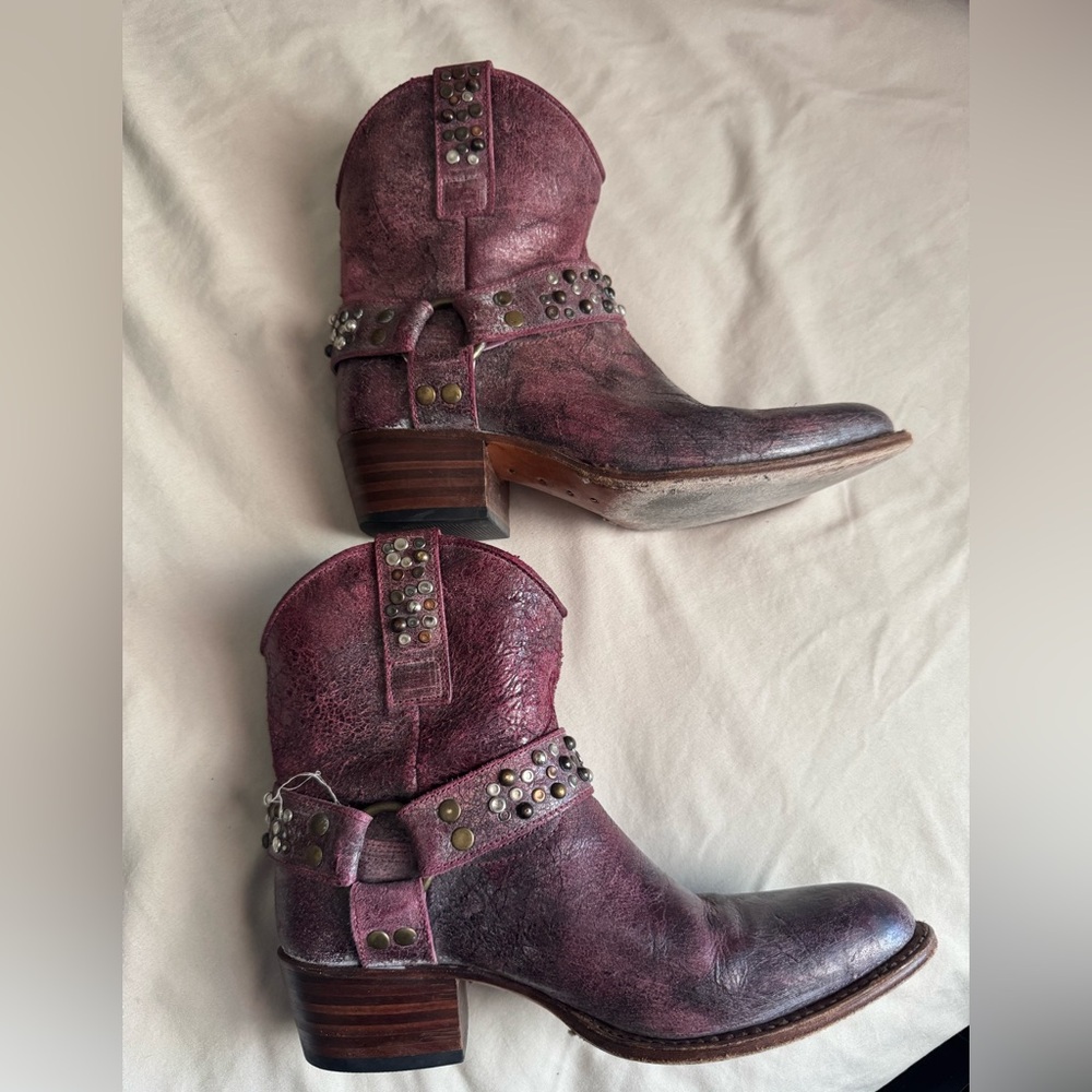 Frye Deborah Short Studded boot - Picture 4 of 8